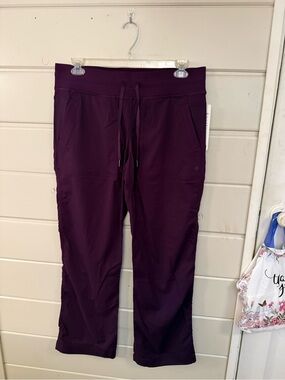 lululemon NWT dance studios Dark Magenta size 12